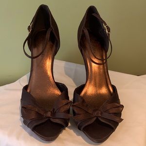 Brand New DELICIOUS Brand Open Toe Ankle Strap Pumps.  Brown and size 9.
